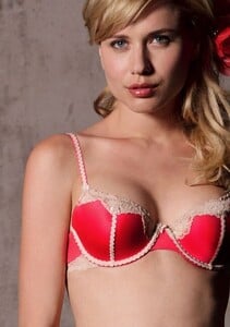 pomegranate-moulded-cup-bra2.jpg