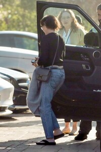shannen-doherty-and-her-mother-out-for-dinner-in-malibu-07-25-2023-3.jpg