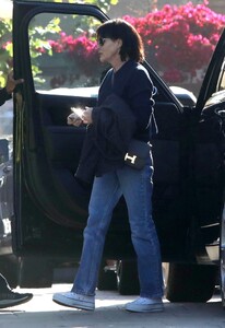 shannen-doherty-out-for-dinner-with-her-mom-at-zoho-restaurant-in-malibu-06-22-2023-2.jpg