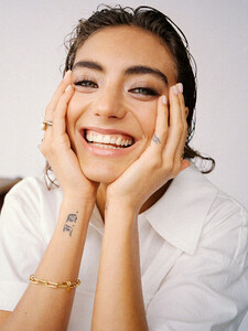 venessa-moe-scan-5-1.thumb.jpg.a1bcff60d747424aabc3350f10d25093.jpg