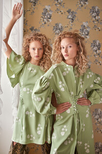 vollan_twins_portfolio024.thumb.jpg.895ab5632e252142b8db49f18dc773cc.jpg