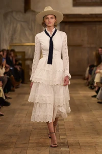 00014-ralph-lauren-spring-2024-Credit-brand.thumb.jpg.4831f3974c444c61425e008adbfaee6b.jpg