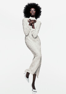 1008-Fall20brand-A4-Campaign-Portrait-Image-300ppi-8.thumb.jpg.303c42ccdafc0fece999b61af18a27f5.jpg