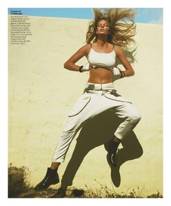 1130847623_Special_Mert__Marcus_US_Vogue_May_2016_05.thumb.jpg.d0cc3c1d9beb73662905d9251a85d4ae.jpg