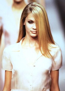 1195201352_mariagrettveaf966-.thumb.jpg.9d34c2d37c85ba15b087bc2c0ce8f2c3.jpg
