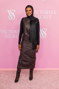 Victoria's Secret Celebrates The Tour '23 [12].png