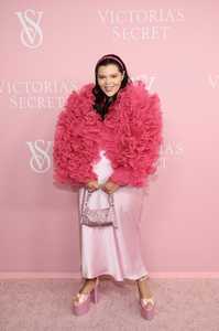 1367974388_VictoriasSecretCelebratesTheTour2376.png