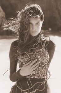 165143480_Stephanie_Seymour(187).thumb.jpg.a78fee7571b383ebe04f465df8d0743b.jpg