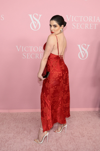 1660145648_VictoriasSecretCelebratesTheTour23123.png