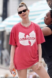 1691690184_196_EXCLUSIVE-Behati-Prinsloo-shows-off-her-incredible-post-baby-body-in.jpg