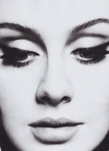 1833113425_Mert__Marcus_US_Vogue_March_2012_07.thumb.jpg.ca8e9d8879fb62f1793b26858191e07e.jpg