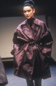 1994550984_AzzedineAlaia1993WomenRTW11.thumb.jpg.cb659f0cb6708bdb4dfec734e6e39ccf.jpg