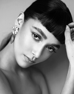 2041994691_Simone_Lubbert-9737_BW.thumb.jpg.637581bdfd52d5a0fffca9cb82ed7ab0.jpg