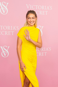 Victoria's Secret Celebrates The Tour '23 [15].png