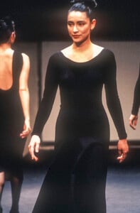 253714000_AzzedineAlaia1993WomenRTW47.thumb.jpg.3f6d57feccc383722772d4a8a5280080.jpg