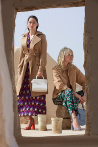 30-ReneeRossSpeMode-040-def.thumb.jpg.ffdb1ceee0d1645f34db802d07d7b1b8.jpg