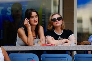 378801666_chloe-1.jpg