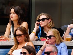 378801896_chloe-18.jpg