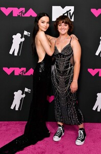 380698818_1677017840-2023-mtv-video-music-awards-executive-arrivals.jpg