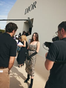 383874665_20230926_dior_alyciadebnamcarey0726-edited.jpg
