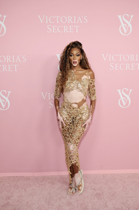 Victoria's Secret Celebrates The Tour '23 [39].png