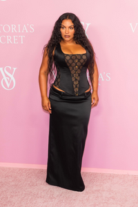 Victoria's Secret Celebrates The Tour '23 [18].png