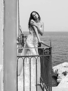 Abiti-da-sposa-Alessandro-Angelozzi-Colezione-sposa-8.jpg