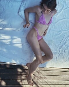 Alice_Pagani-Feet-5153050.jpg