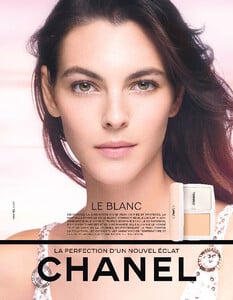 Chanel-2023-full.thumb.jpg.210189b544dbeb8ae9e7d086c37988e5.jpg