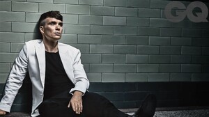 Cillian-Murphy-01-GQ-12Oct17_John-Balsom_b.jpg