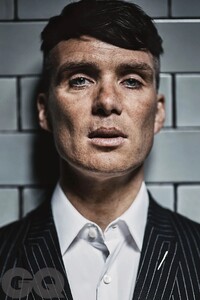 Cillian-Murphy-02-GQ-12Oct17_John-Balsom_b.jpg