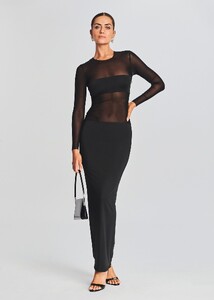 Ecommerce_Crop-20230816_SET1_SILVERMAXIDRESSBLACK_4939_ECOMM.jpeg