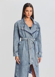 Ecommerce_Crop-23-09-21_DAKOTAJACKET-ALANI_1958_ECOMM.jpeg