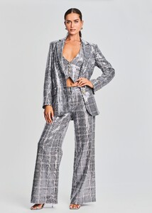 Ecommerce_Crop-230815_SET2_HADDYVEST-ENIDBLAZER-FLEURPANT_2971_ECOMM.jpeg