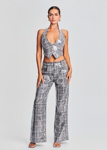 Ecommerce_Crop-230815_SET2_HADDYVEST-ENIDBLAZER-FLEURPANT_3049_ECOMM.jpeg