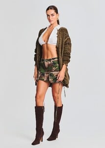 Ecommerce_Crop-230816_SET2_FTGREENEBLAZER-FINNSKIRT_3895_ECOMM.jpeg