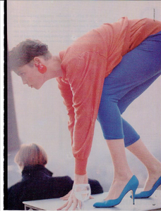Elgort_Vogue_Italia_April_1985_01_10.thumb.png.07794e7abc6959f480dfd30c2edcafa9.png