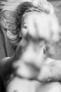 Emma-Stern-Nielsen-by-Nick-Kelly-27.thumb.jpg.b4dbd9b8aa8a678c05e3e4df87ff85ca.jpg