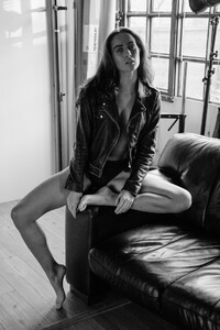 Josephine-Broome-x-Brian-Rolfe-12.thumb.jpg.ca41d6b83f170389edb9e8caeb35642f.jpg