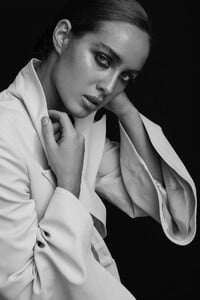 Josephine-Broome-x-Brian-Rolfe-21.thumb.jpg.10404bd5ee501048525954f91011cb8a.jpg