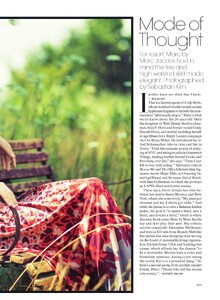 Kim_US_Vogue_November_2012_02.thumb.jpg.b56f65b0709193aa1734b9c6c8bb031e.jpg