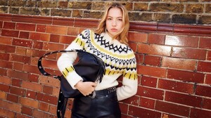 Lila-Moss-Maje-Fall-2023-Campaign01.jpg