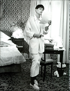 Lindbergh_Vogue_Italia_February_02_1985_03.thumb.png.df3691dd0d06ee17c974e31bf25cb316.png