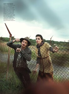 Lost_Lindbergh_US_Vogue_October_2012_03.thumb.jpg.a7049d3e46263e3e51f998c9b208bc47.jpg