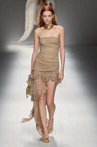 Louise Robert Blumarine Spring 2024 RTW MFW 1.png