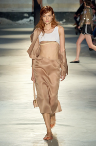 Louise Robert No 21 Spring 2024 RTW MFW 1.png