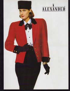 MadameDe0988_043.thumb.jpg.aed086195b5a3606772c0c363ec8d5e4.jpg