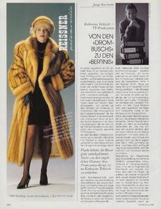 MadameDe1088_103.thumb.jpg.f546156e3ef1207c5f181fc0c7ff3f3b.jpg