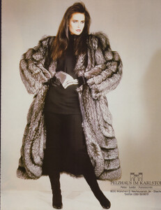MadameDe1188_041.thumb.jpg.588eac729e3bf81f98f1ba501b2ae28a.jpg
