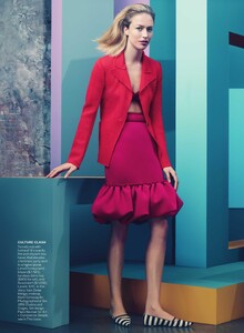 McDean_US_Vogue_December_2012_10.thumb.jpg.507e753dcfac501f3e69b59c780326f1.jpg